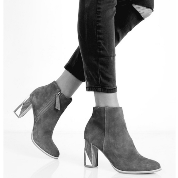Chic Matisse Grey Suede Geo-Detailed Heel Booties - Picture 6 of 6